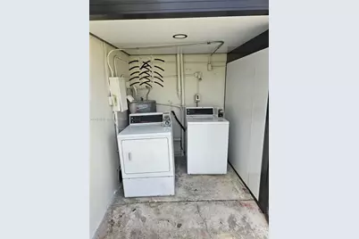 9415 & 9417 (A & B) SW 38th St, Miami, FL 33165 - Photo 35