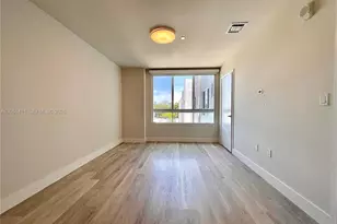 2535 NE 193rd St, Miami, FL 33180 - Photo 17