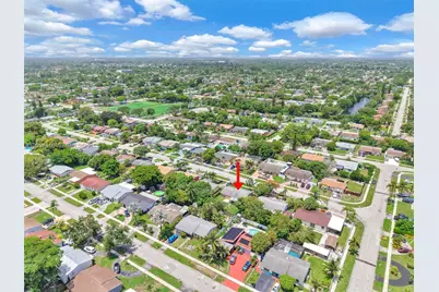 304 SW 77th Ave, North Lauderdale, FL 33068 - Photo 47