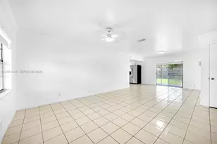 304 SW 77th Terrace, North Lauderdale, FL 33068 - Photo 3