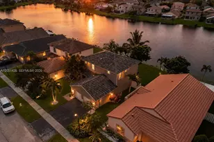 18546 NW 22nd St, Pembroke Pines, FL 33029 - Photo 7