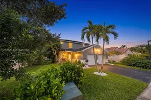 18546 NW 22nd St, Pembroke Pines, FL 33029 - Photo 9