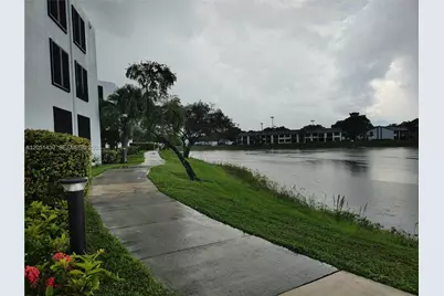 212 Lake Pointe Dr #112, Oakland Park, FL 33309 - Photo 31