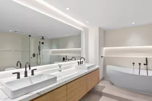 495 Brickell Ave, Miami, FL 33131 - Photo 27