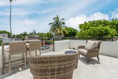 1636 SW 9th St, Miami, FL 33135 - Photo 25
