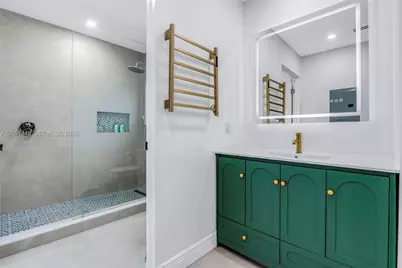 1636 SW 9th St, Miami, FL 33135 - Photo 17