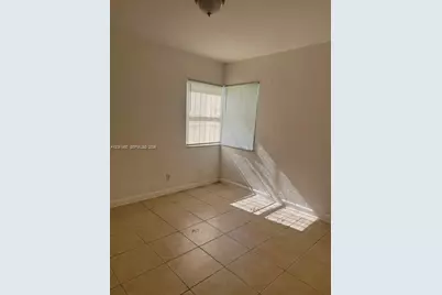 2628 Fletcher Ct, Hollywood, FL 33020 - Photo 3