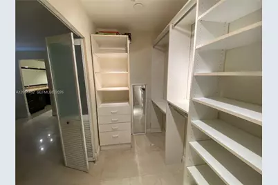 16100 Kilmarnock Dr, Miami Lakes, FL 33014 - Photo 19