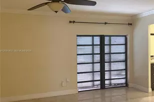 16100 Kilmarnock Dr, Miami Lakes, FL 33014 - Photo 13