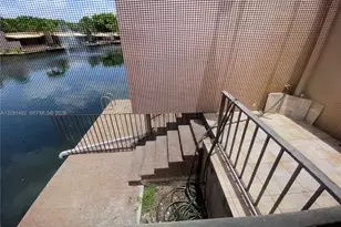 16100 Kilmarnock Dr, Miami Lakes, FL 33014 - Photo 45