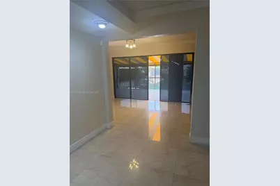 16100 Kilmarnock Dr, Miami Lakes, FL 33014 - Photo 31