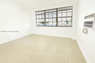 2731 NW 100th St, Miami, FL 33147 - Photo 5