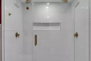 90 NE 32nd St, Miami, FL 33137 - Photo 17