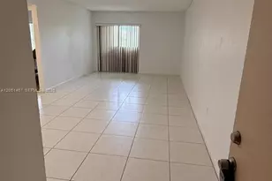 17530 NW 68th Ave, Hialeah, FL 33015 - Photo 19