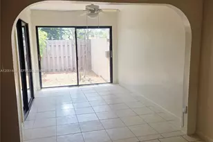 7412 SW 105th Pl, Miami, FL 33173 - Photo 7