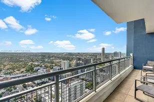 60 SW 13th St, Miami, FL 33130 - Photo 15