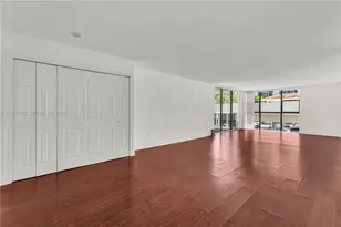 20515 E Country Club Dr, Aventura, FL 33180 - Photo 25