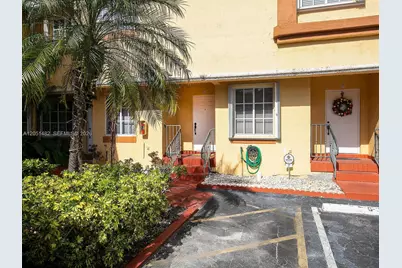 8260 NW 10th St #6, Miami, FL 33126 - Photo 17
