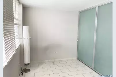905 Brickell Bay Dr #1523, Miami, FL 33131 - Photo 11
