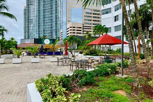 905 Brickell Bay Dr, Miami, FL 33131 - Photo 19