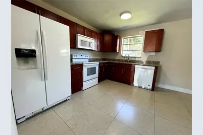 3421 SW 32nd Ct, West Park, FL 33023 - Photo 3