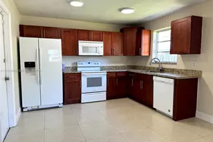 3421 SW 32nd Ct, West Park, FL 33023 - Photo 5