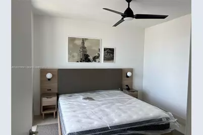159 NE 6th St #2807, Miami, FL 33132 - Photo 7