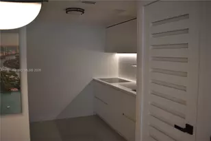 6365 Collins Ave, Miami Beach, FL 33141 - Photo 11