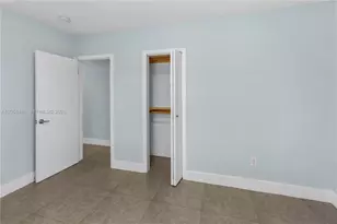 3171 NW 17th St, Miami, FL 33125 - Photo 19