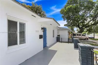 3171 NW 17th St, Miami, FL 33125 - Photo 3