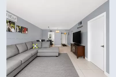 2431 SW 82nd Ave #203, Davie, FL 33324 - Photo 5