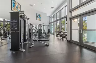 6000 Collins Ave, Miami Beach, FL 33140 - Photo 39