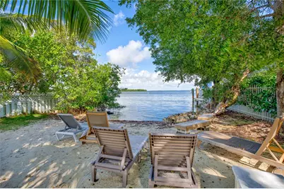 32 Pirates Dr, Key Largo, FL 33037 - Photo 23
