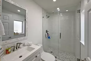 32 Pirates Dr, Key Largo, FL 33037 - Photo 11