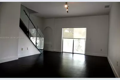 5670 NW 116th Ave #216, Doral, FL 33178 - Photo 5