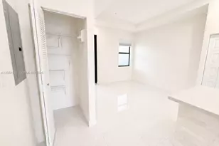 7815 NW 104th Ave, Doral, FL 33178 - Photo 15