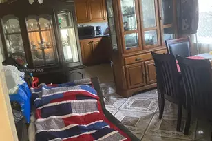 218 SW 10th Ave, Miami, FL 33130 - Photo 11