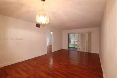 1200 SW 124th Ter #201O, Pembroke Pines, FL 33027 - Photo 3