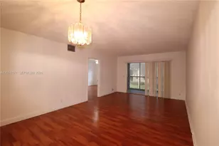 1200 SW 124th Terrace, Pembroke Pines, FL 33027 - Photo 3