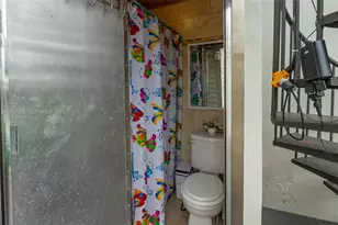 6320 E 4th Ave, Hialeah, FL 33013 - Photo 33