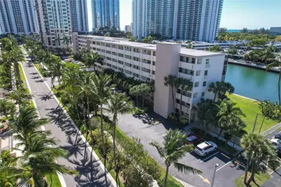 220 Kings Point Dr #304, Sunny Isles Beach, FL 33160 - Photo 1