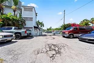 1610 NW N River Dr, Miami, FL 33125 - Photo 17