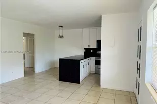 1755 NE 116th Rd, North Miami, FL 33181 - Photo 3
