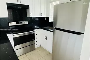 1755 NE 116th Rd, North Miami, FL 33181 - Photo 5