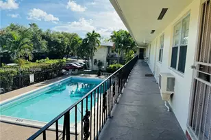 1755 NE 116th Rd, North Miami, FL 33181 - Photo 7