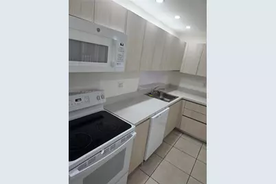 8025 SW 107th Ave #202, Miami, FL 33173 - Photo 3