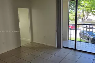 8025 SW 107th Ave, Miami, FL 33173 - Photo 13