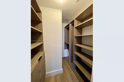 1010 Brickell Ave #3309, Miami, FL 33131 - Photo 17