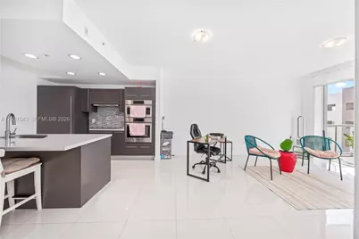 7751 NW 107th Ave #422, Doral, FL 33178 - Photo 1