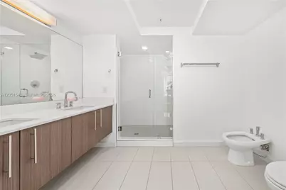 7751 NW 107th Ave #422, Doral, FL 33178 - Photo 17